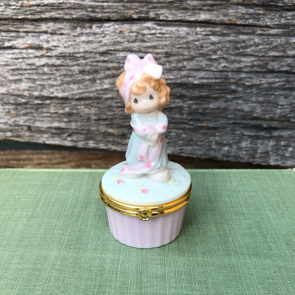 Precious Moments Pink and Gold Trinket Box tooth fairy Pill box Sad eyes Hinged - Picture 1 of 10